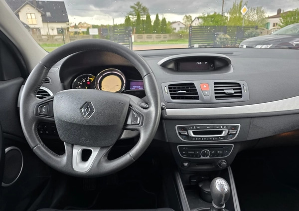 Renault Megane cena 24500 przebieg: 147890, rok produkcji 2010 z Grodków małe 529